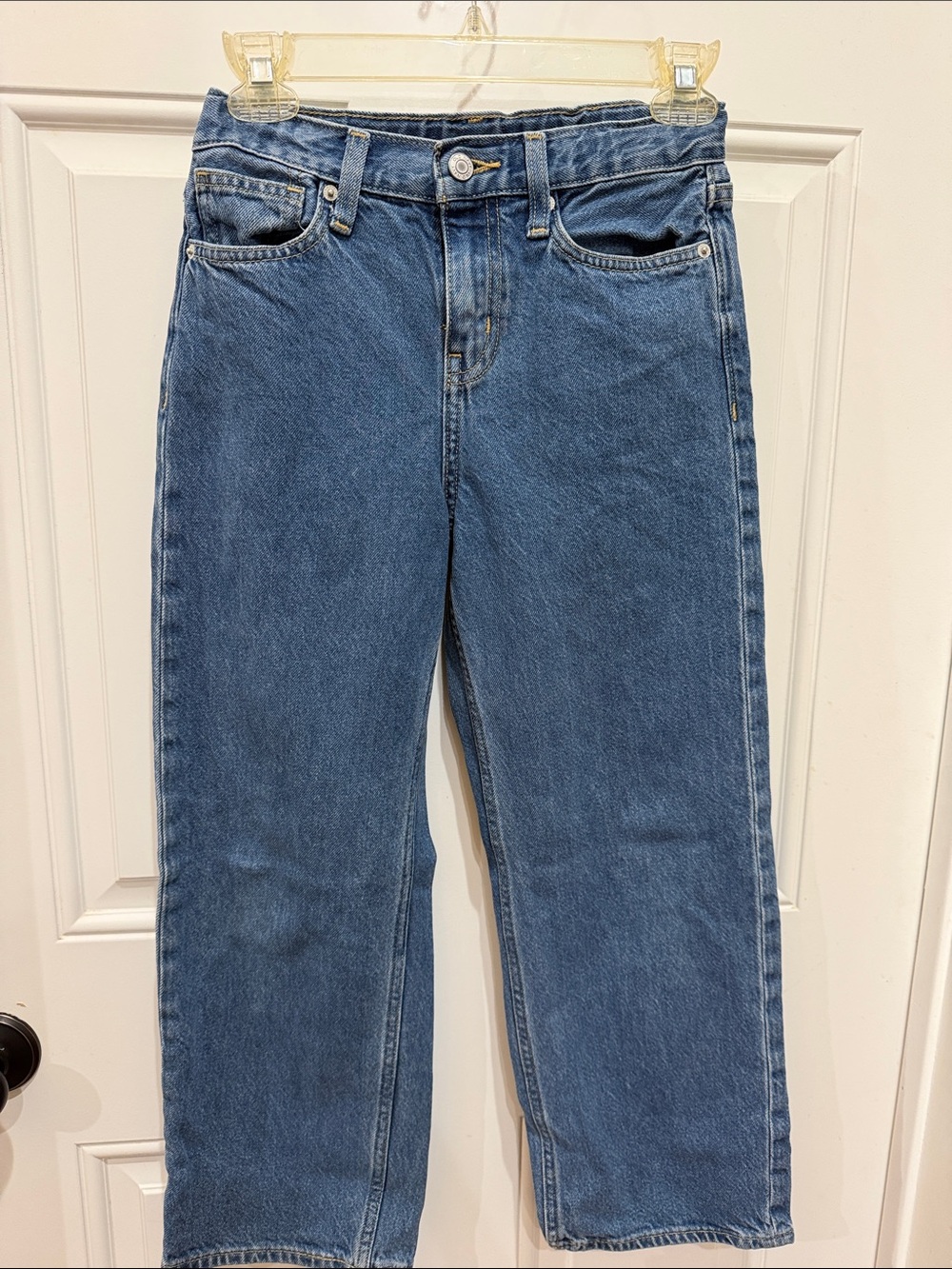 Old Navy Mid-Rise Baggy Jeans in Classic Blue Wash- kids
